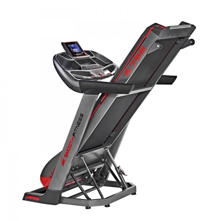 Smooth Fitness 6.75e Titan Plus Laufband - SONDERPOSTEN